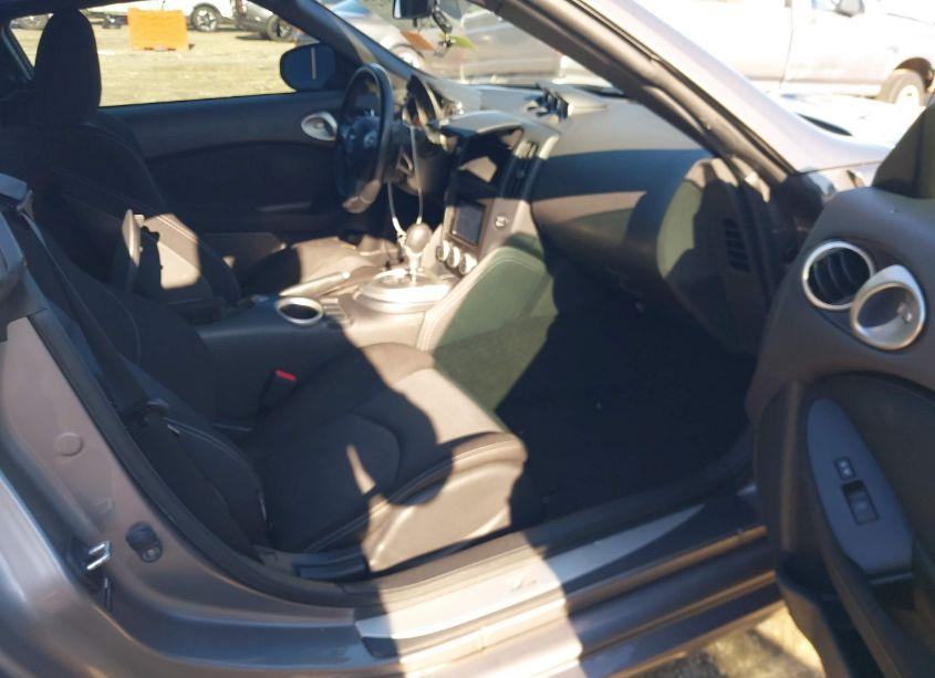 Photo 5 of 2010 Nissan 370z (VIN JN1AZ4EH3AM501414)