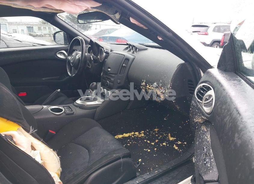 Photo 5 of 2010 Nissan 370z (VIN JN1AZ4EHXAM506495)