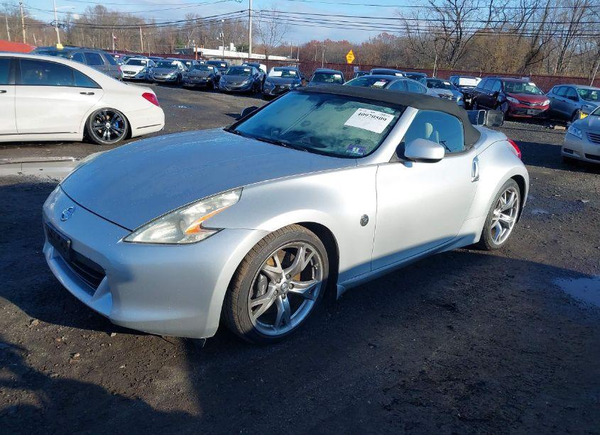 Photo 2 of 2010 Nissan 370z TOURING (VIN JN1AZ4FH7AM301344)