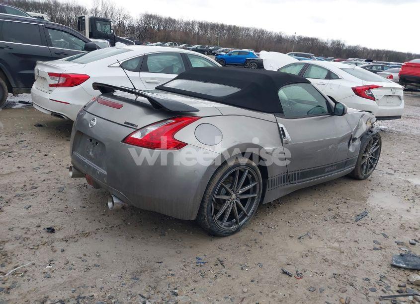 Photo 4 of 2010 Nissan 370z (VIN JN1AZ4FH7AM302137)