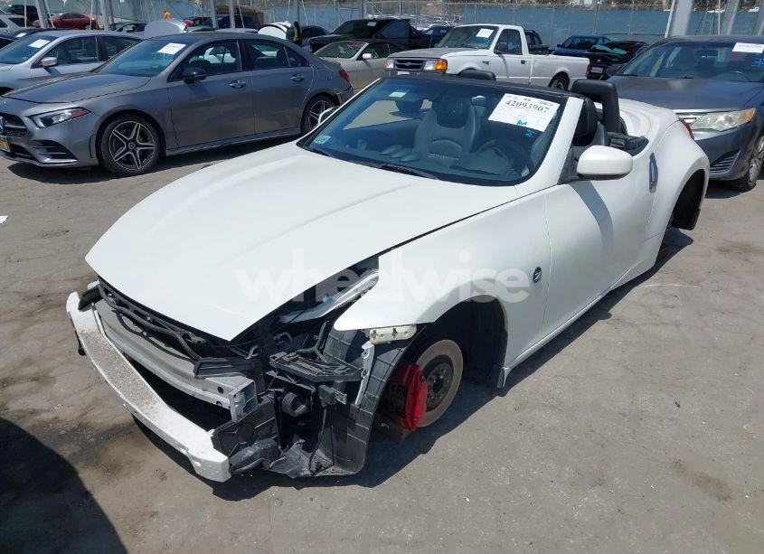 Photo 2 of 2018 Nissan 370z TOURING SPORT (VIN JN1AZ4FH7JM520112)