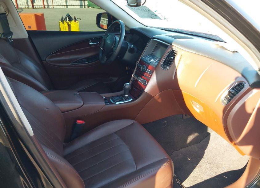 Photo 5 of 2017 Infiniti Qx50 (VIN JN1BJ0RP5HM383429)