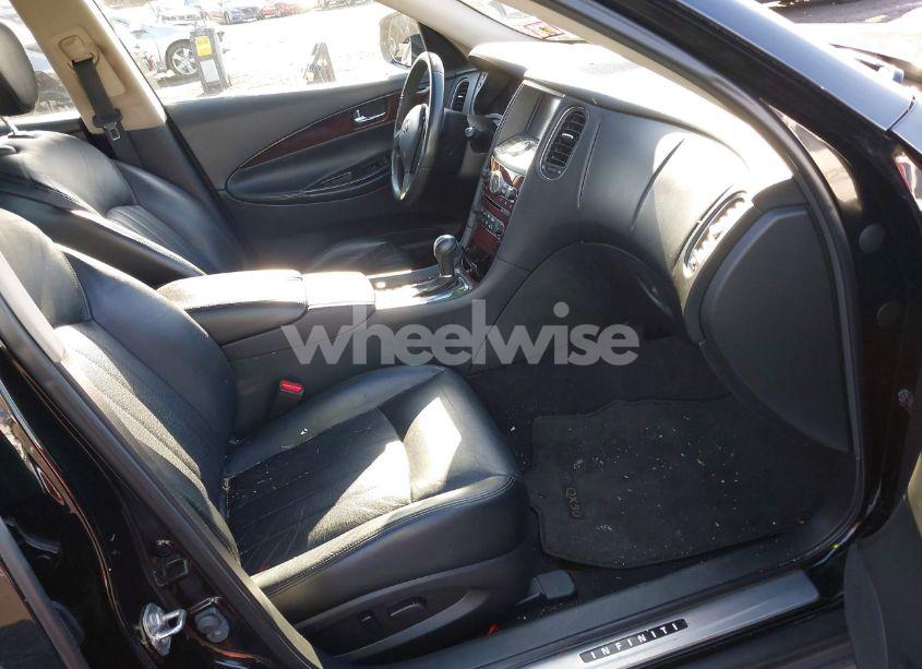 Photo 5 of 2017 Infiniti Qx50 N/A (VIN JN1BJ0RR5HM405592)