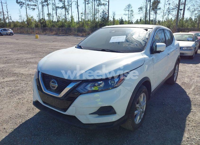 Photo 2 of 2021 Nissan Rogue SPORT S FWD XTRONIC CVT (VIN JN1BJ1AV0MW306675)