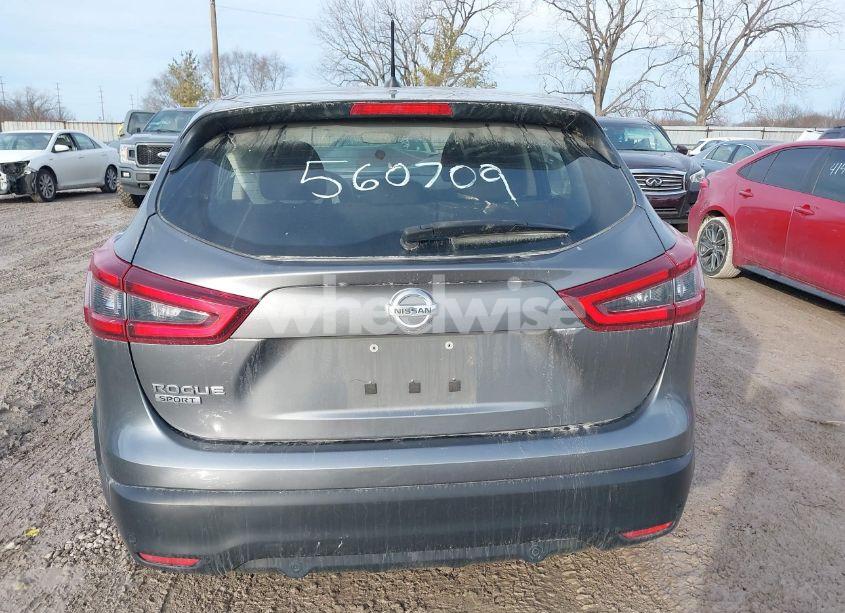 Photo 16 of 2021 Nissan Rogue SPORT S FWD XTRONIC CVT (VIN JN1BJ1AV0MW560709)