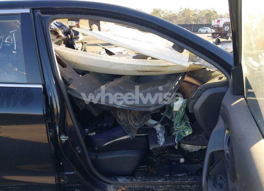 Photo 5 of 2021 Nissan Rogue SPORT S FWD XTRONIC CVT (VIN JN1BJ1AV0MW566123)