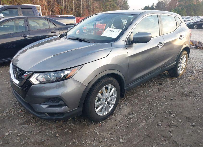 Photo 2 of 2021 Nissan Rogue SPORT S FWD XTRONIC CVT (VIN JN1BJ1AV0MW566686)