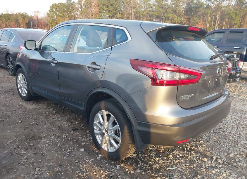 Photo 3 of 2021 Nissan Rogue SPORT S FWD XTRONIC CVT (VIN JN1BJ1AV0MW566686)