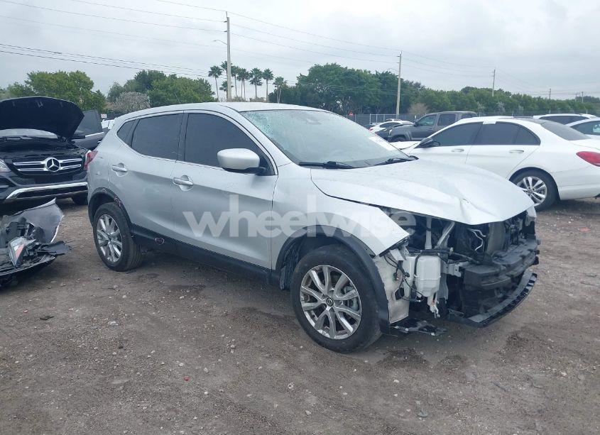 2021 Nissan Rogue SPORT S FWD XTRONIC CVT (VIN JN1BJ1AV1MW300299) main photo