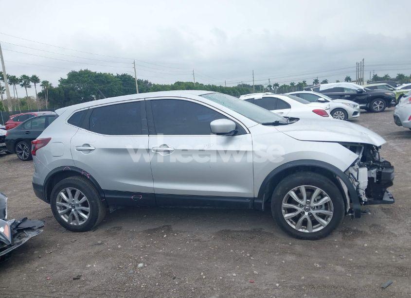 Photo 13 of 2021 Nissan Rogue SPORT S FWD XTRONIC CVT (VIN JN1BJ1AV1MW300299)
