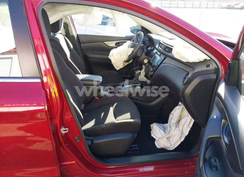 Photo 5 of 2021 Nissan Rogue SPORT S FWD XTRONIC CVT (VIN JN1BJ1AV1MW313635)