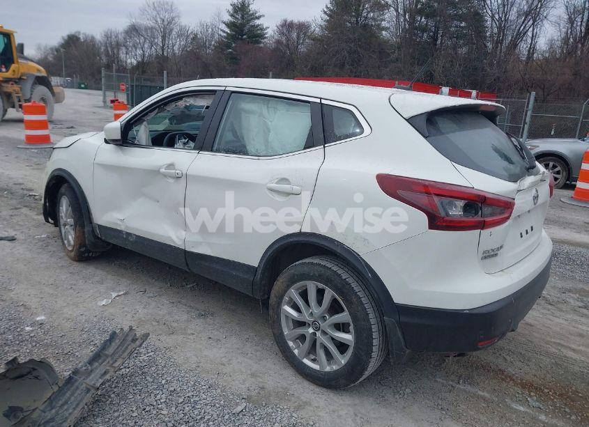 Photo 3 of 2021 Nissan Rogue SPORT S FWD XTRONIC CVT (VIN JN1BJ1AV1MW318947)