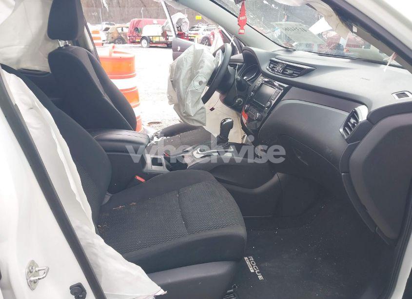 Photo 5 of 2021 Nissan Rogue SPORT S FWD XTRONIC CVT (VIN JN1BJ1AV1MW318947)