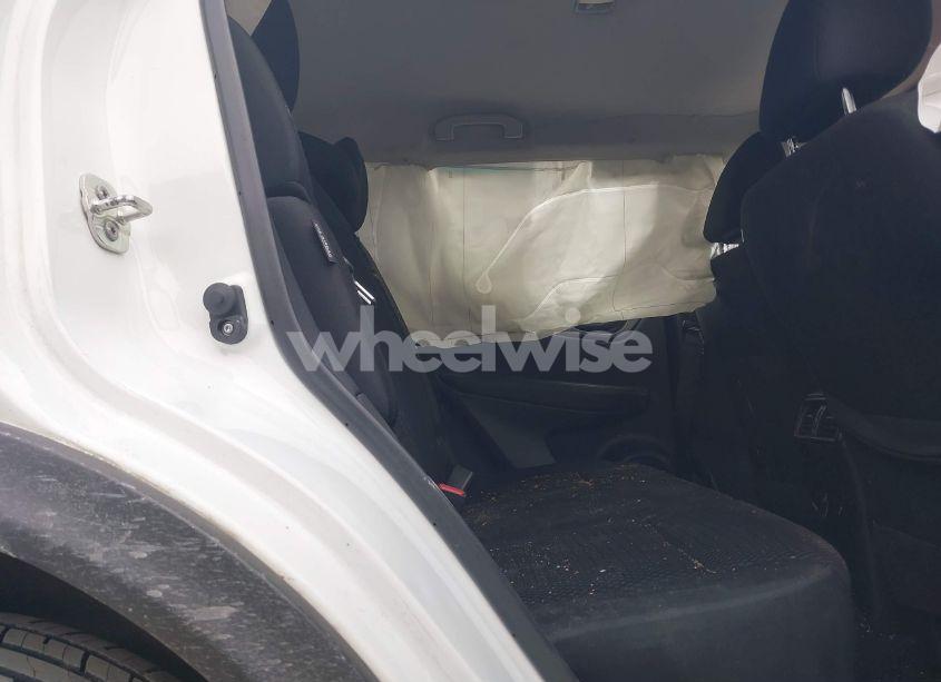 Photo 8 of 2021 Nissan Rogue SPORT S FWD XTRONIC CVT (VIN JN1BJ1AV1MW318947)