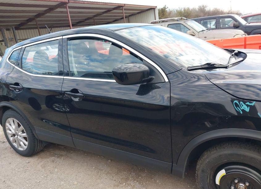 Photo 13 of 2022 Nissan Rogue SPORT S FWD XTRONIC CVT (VIN JN1BJ1AV1NW344577)