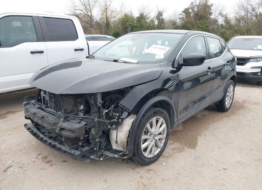 Photo 2 of 2022 Nissan Rogue SPORT S FWD XTRONIC CVT (VIN JN1BJ1AV1NW580906)