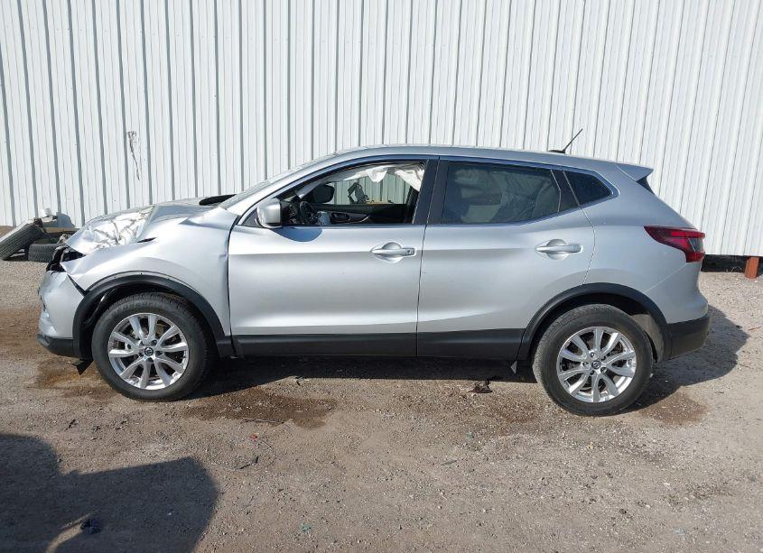 Photo 14 of 2022 Nissan Rogue SPORT S FWD XTRONIC CVT (VIN JN1BJ1AV1NW583210)