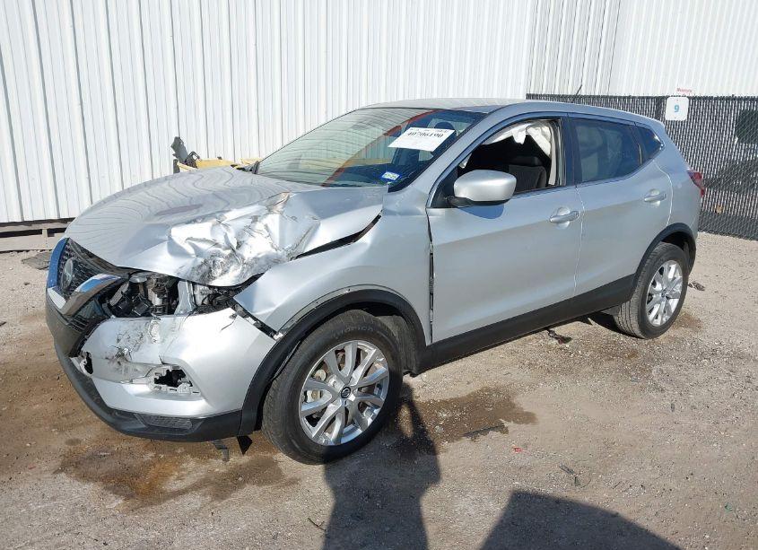 Photo 2 of 2022 Nissan Rogue SPORT S FWD XTRONIC CVT (VIN JN1BJ1AV1NW583210)