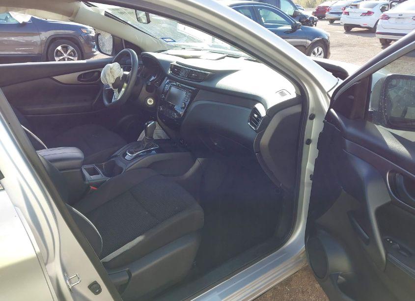 Photo 5 of 2022 Nissan Rogue SPORT S FWD XTRONIC CVT (VIN JN1BJ1AV1NW583210)