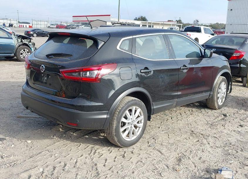 Photo 4 of 2021 Nissan Rogue SPORT S FWD XTRONIC CVT (VIN JN1BJ1AV2MW307861)