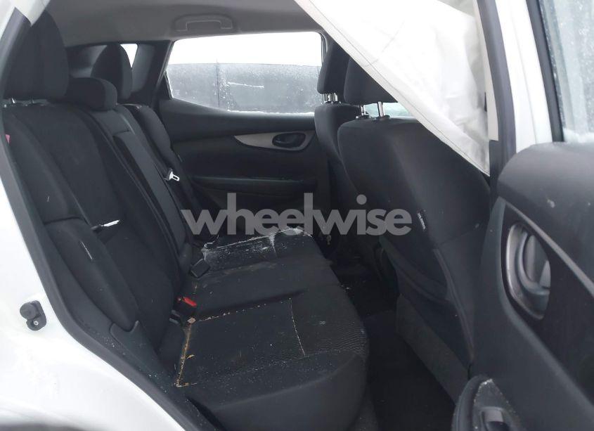 Photo 8 of 2021 Nissan Rogue SPORT S FWD XTRONIC CVT (VIN JN1BJ1AV2MW313725)