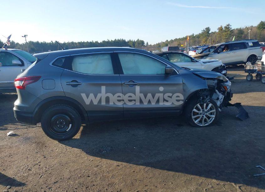 Photo 14 of 2021 Nissan Rogue SPORT S (VIN JN1BJ1AV2MW561070)