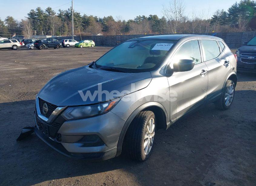 Photo 2 of 2021 Nissan Rogue SPORT S (VIN JN1BJ1AV2MW561070)