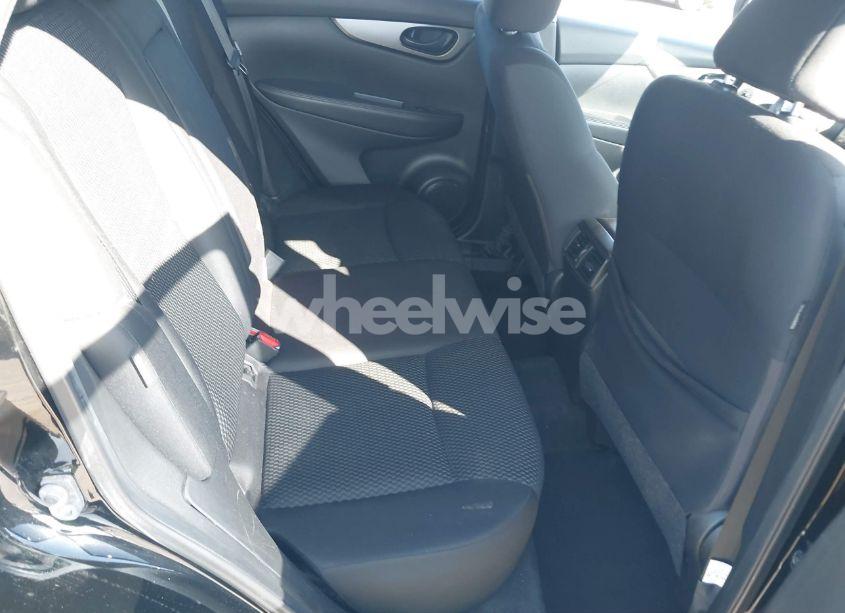 Photo 8 of 2021 Nissan Rogue SPORT S FWD XTRONIC CVT (VIN JN1BJ1AV2MW568407)