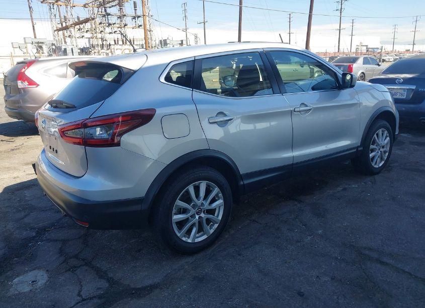 Photo 4 of 2021 Nissan Rogue SPORT S FWD XTRONIC CVT (VIN JN1BJ1AV3MW308789)