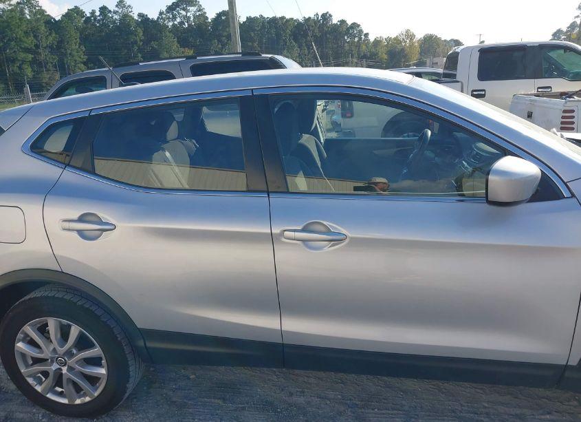 Photo 13 of 2021 Nissan Rogue SPORT S FWD XTRONIC CVT (VIN JN1BJ1AV4MW304640)