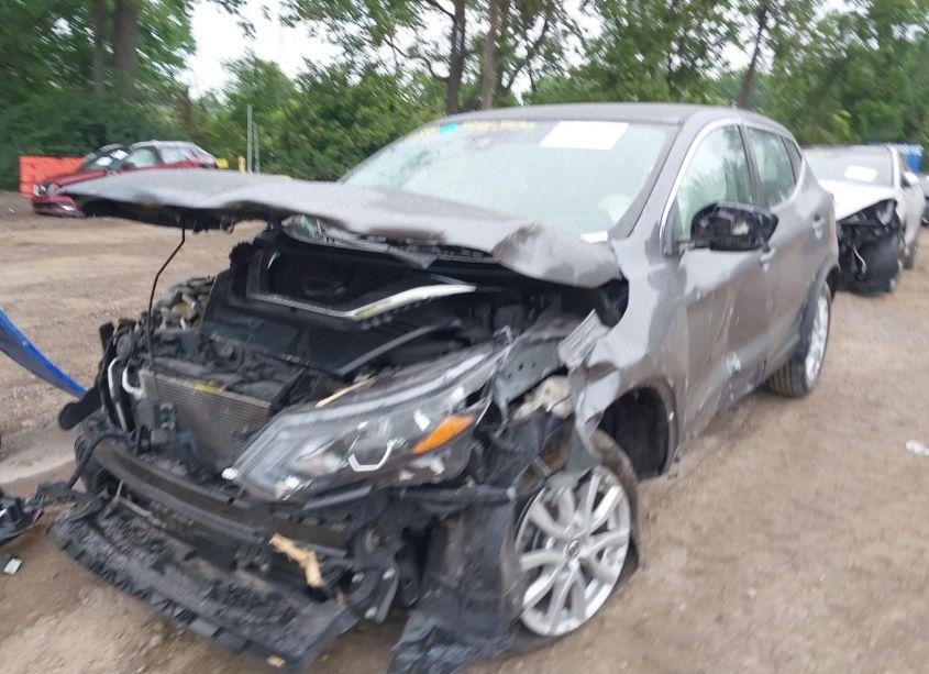Photo 2 of 2021 Nissan Rogue SPORT S FWD XTRONIC CVT (VIN JN1BJ1AV4MW313077)
