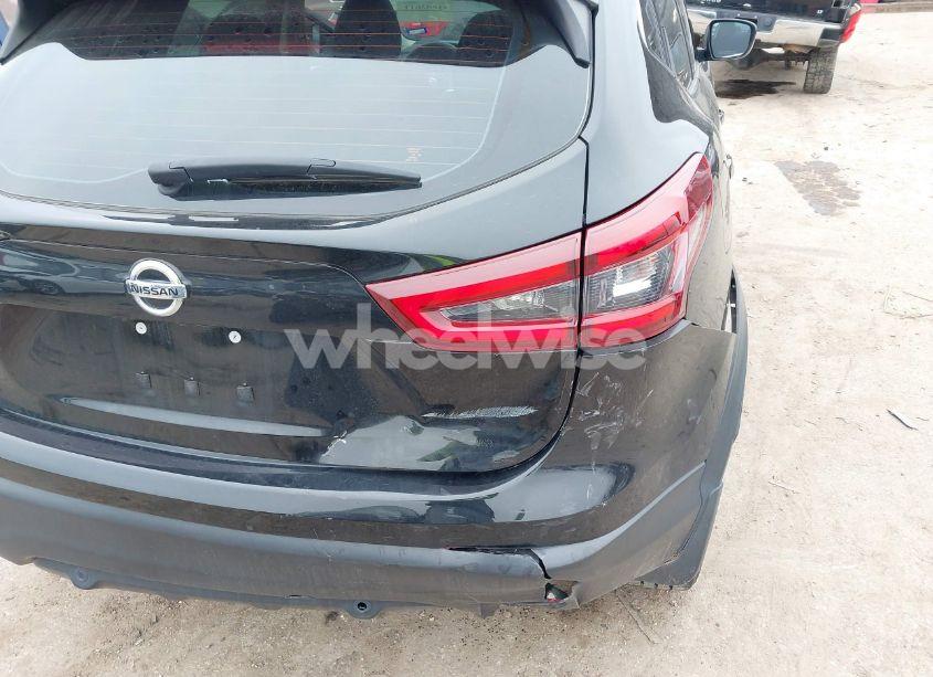 Photo 6 of 2021 Nissan Rogue SPORT S FWD XTRONIC CVT (VIN JN1BJ1AV4MW315198)