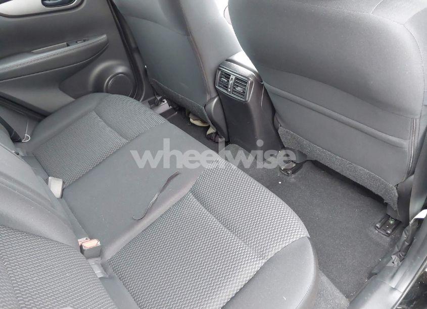 Photo 8 of 2021 Nissan Rogue SPORT S FWD XTRONIC CVT (VIN JN1BJ1AV4MW315198)