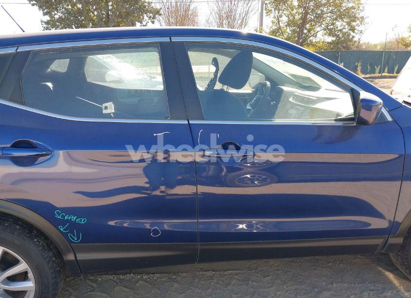 Photo 14 of 2022 Nissan Rogue SPORT S FWD XTRONIC CVT (VIN JN1BJ1AV4NW344637)