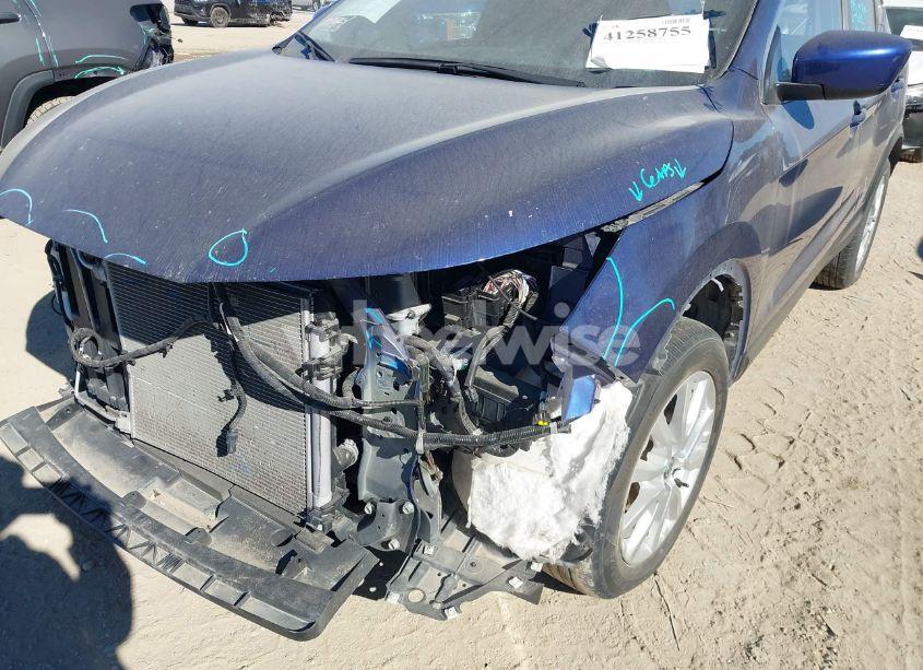 Photo 6 of 2022 Nissan Rogue SPORT S FWD XTRONIC CVT (VIN JN1BJ1AV4NW344637)