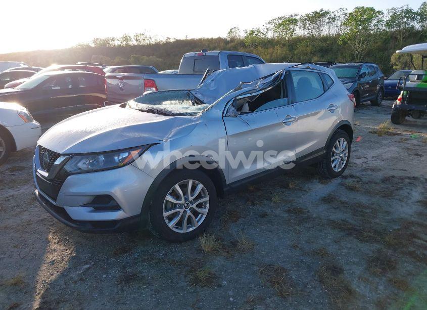 Photo 2 of 2021 Nissan Rogue SPORT S FWD XTRONIC CVT (VIN JN1BJ1AV5MW308681)