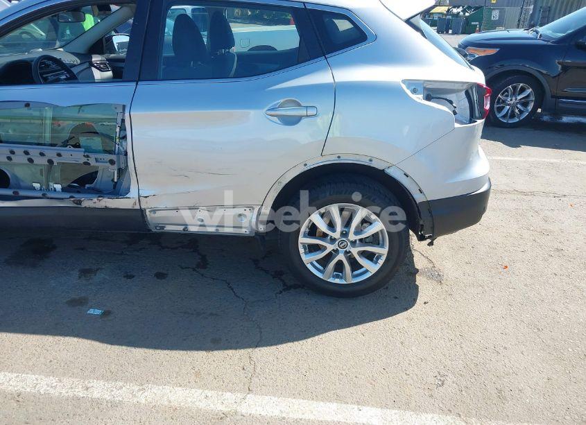 Photo 20 of 2021 Nissan Rogue SPORT S FWD XTRONIC CVT (VIN JN1BJ1AV5MW568661)