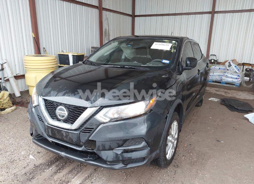 Photo 2 of 2021 Nissan Rogue SPORT S FWD XTRONIC CVT (VIN JN1BJ1AV5MW571656)