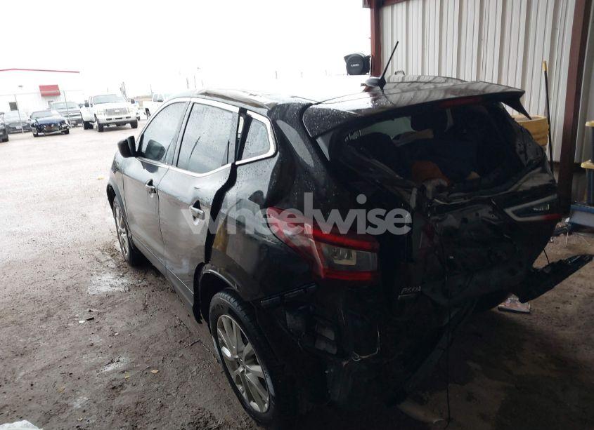 Photo 3 of 2021 Nissan Rogue SPORT S FWD XTRONIC CVT (VIN JN1BJ1AV5MW571656)