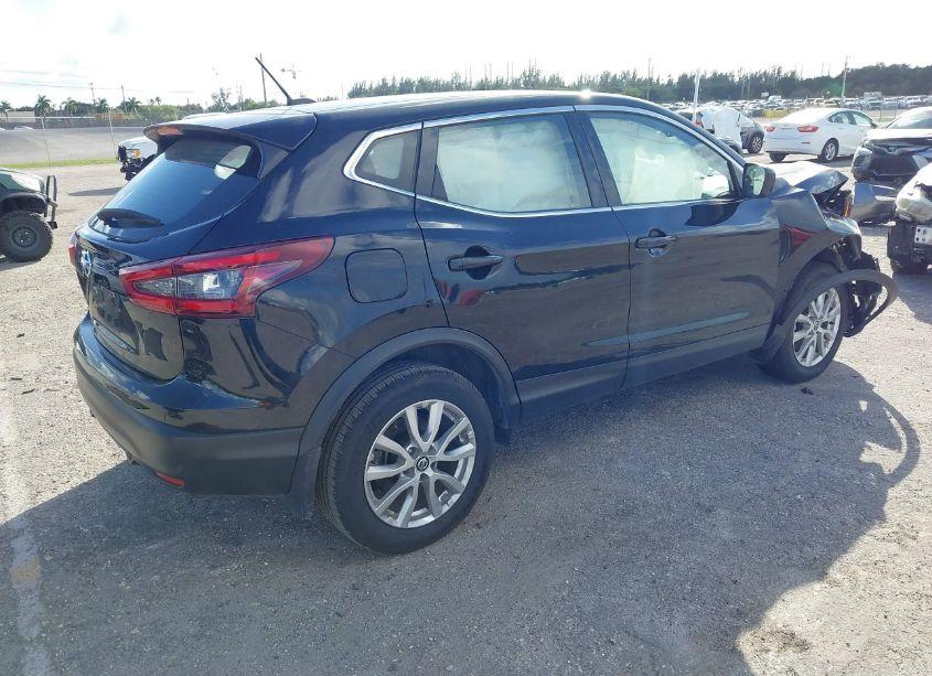 Photo 4 of 2021 Nissan Rogue SPORT S FWD XTRONIC CVT (VIN JN1BJ1AV6MW305725)