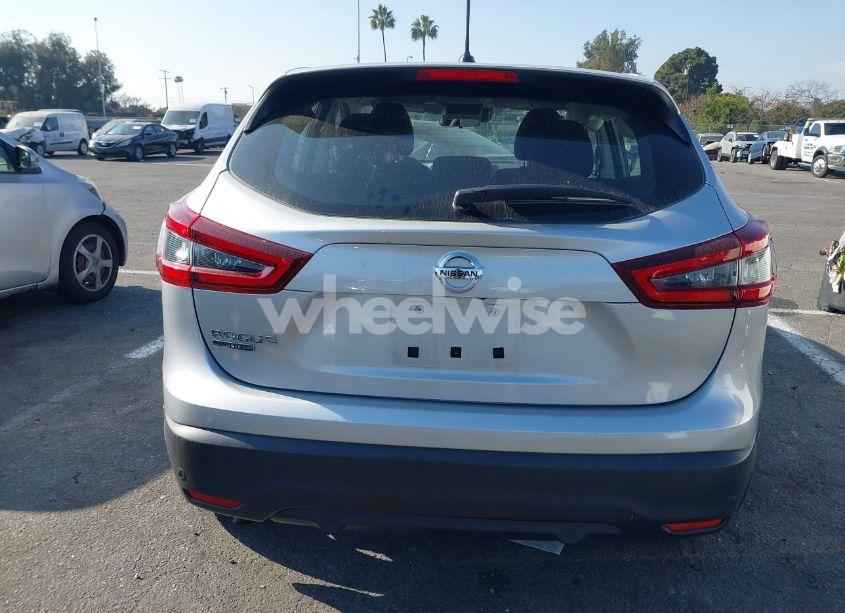 Photo 16 of 2022 Nissan Rogue SPORT S FWD XTRONIC CVT (VIN JN1BJ1AV6NW581419)