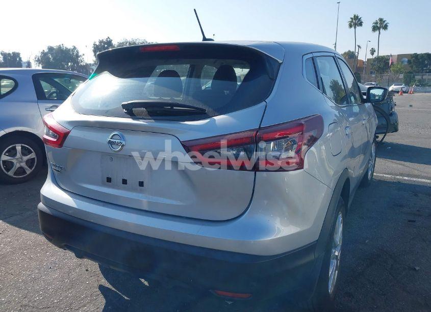 Photo 4 of 2022 Nissan Rogue SPORT S FWD XTRONIC CVT (VIN JN1BJ1AV6NW581419)