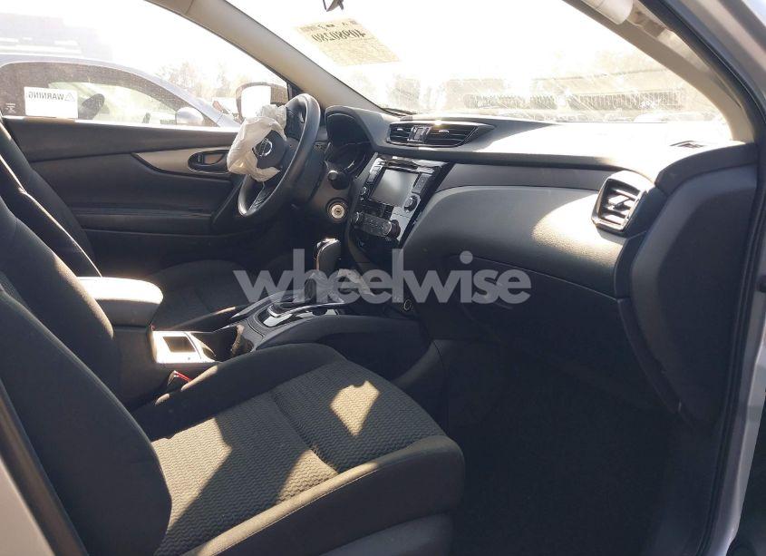 Photo 5 of 2022 Nissan Rogue SPORT S FWD XTRONIC CVT (VIN JN1BJ1AV6NW581419)