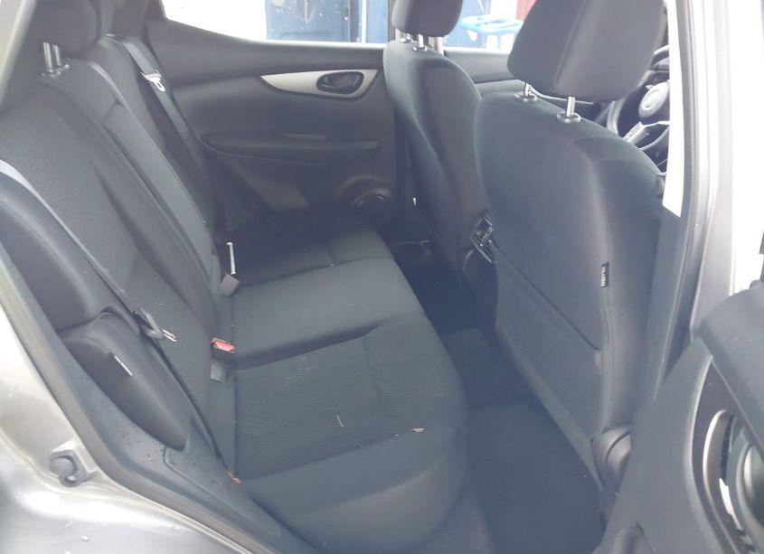 Photo 8 of 2022 Nissan Rogue SPORT S FWD XTRONIC CVT (VIN JN1BJ1AV6NW582778)