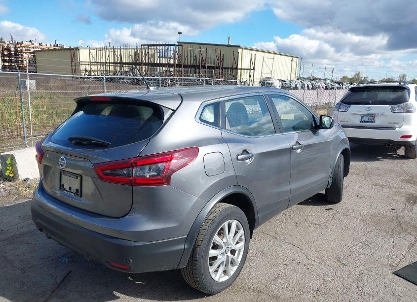 Photo 4 of 2021 Nissan Rogue SPORT S FWD XTRONIC CVT (VIN JN1BJ1AV7MW301540)