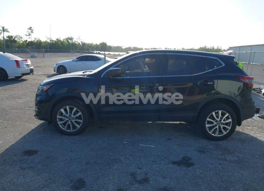 Photo 15 of 2022 Nissan Rogue SPORT S FWD XTRONIC CVT (VIN JN1BJ1AV7NW340713)