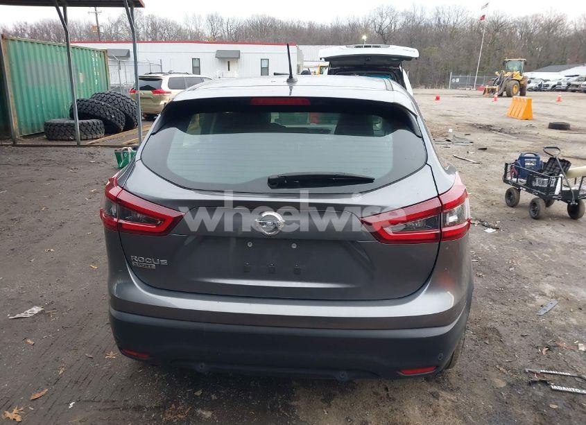 Photo 17 of 2022 Nissan Rogue SPORT S FWD XTRONIC CVT (VIN JN1BJ1AV7NW344518)
