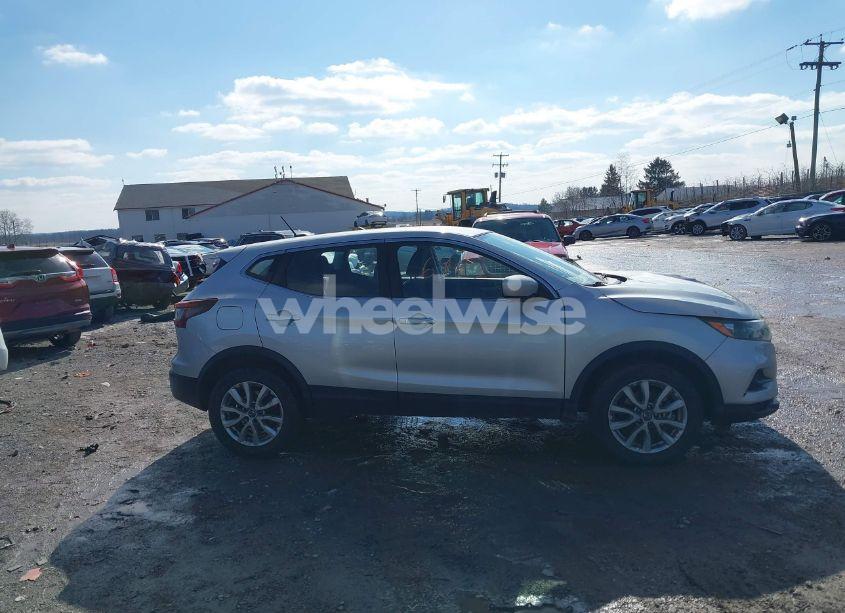 Photo 13 of 2021 Nissan Rogue SPORT S FWD XTRONIC CVT (VIN JN1BJ1AV8MW304575)