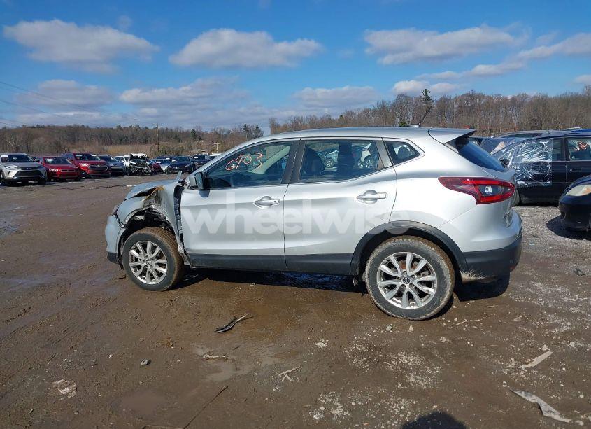 Photo 14 of 2021 Nissan Rogue SPORT S FWD XTRONIC CVT (VIN JN1BJ1AV8MW304575)