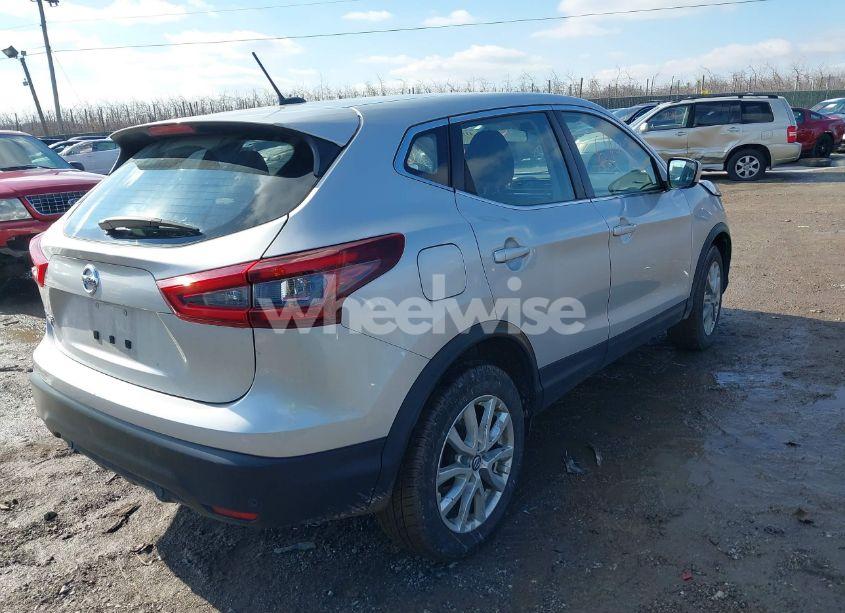 Photo 4 of 2021 Nissan Rogue SPORT S FWD XTRONIC CVT (VIN JN1BJ1AV8MW304575)